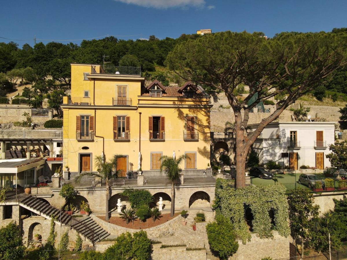 Di Natale Bed & Breakfast